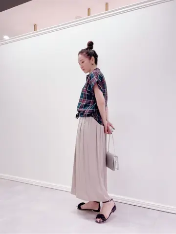 組曲 スタッフ コーディネート画像