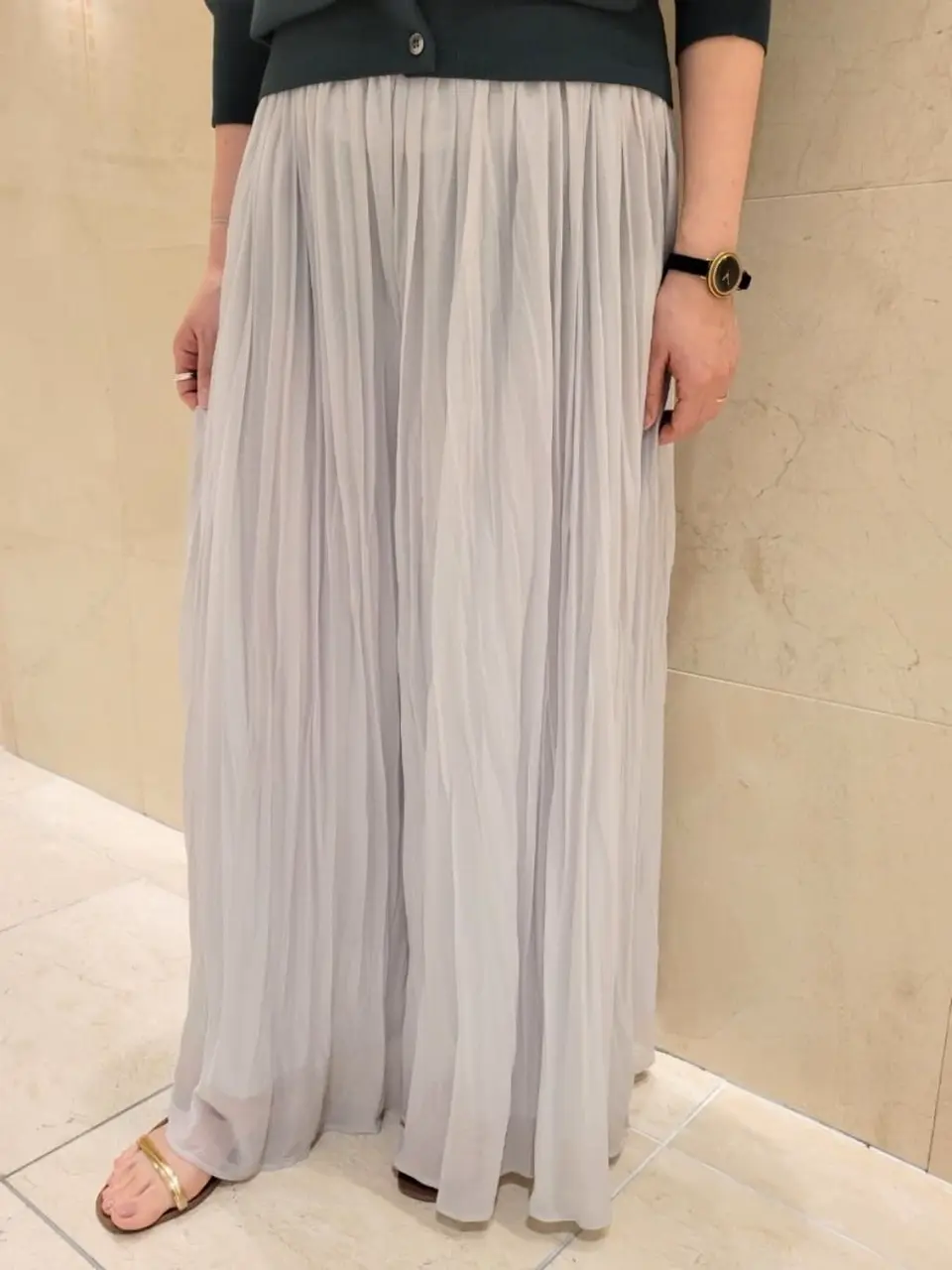 組曲 井上 コーディネート画像