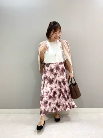 組曲 KATO コーディネート画像