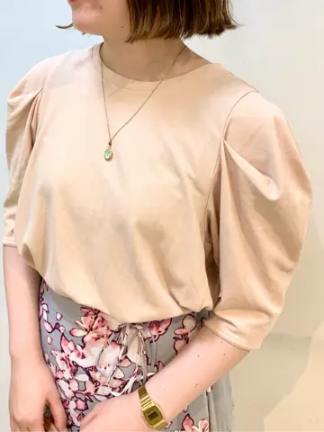 組曲 石井 コーディネート画像