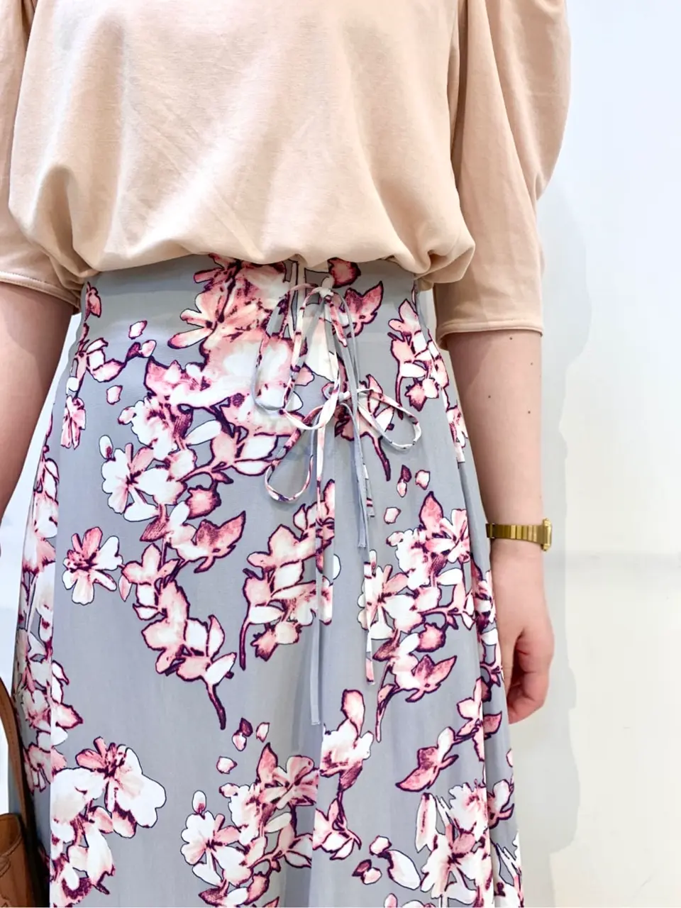 組曲 石井 コーディネート画像