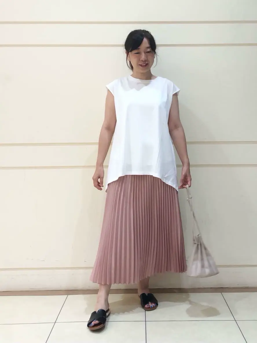 組曲 SAKAI コーディネート画像