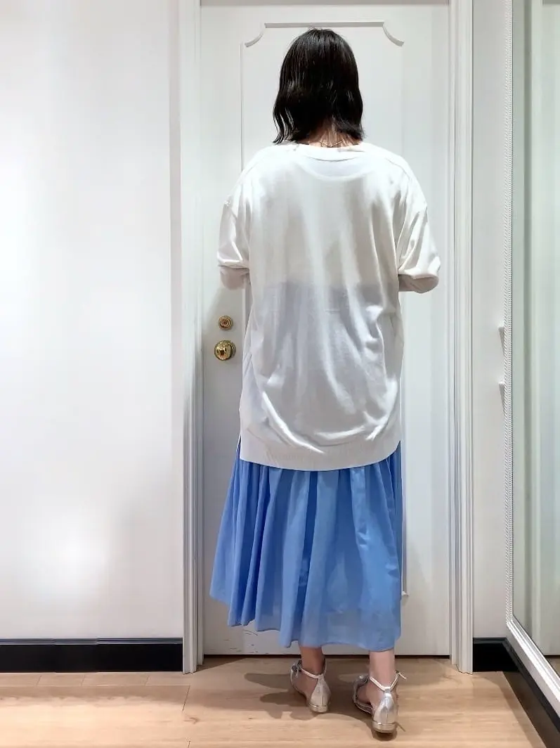 組曲 スタッフ コーディネート画像