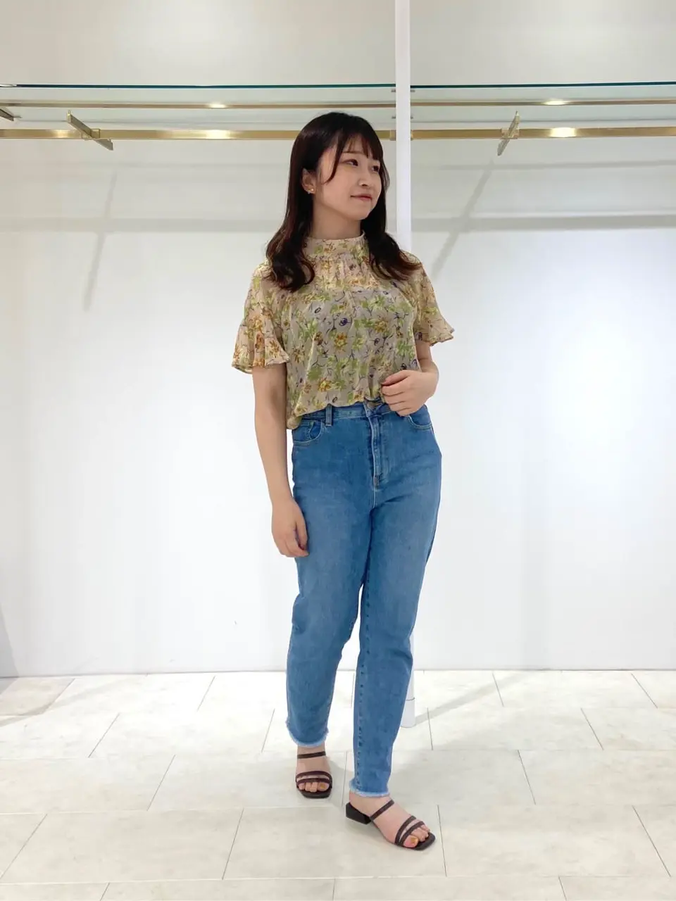  岩楯 コーディネート画像