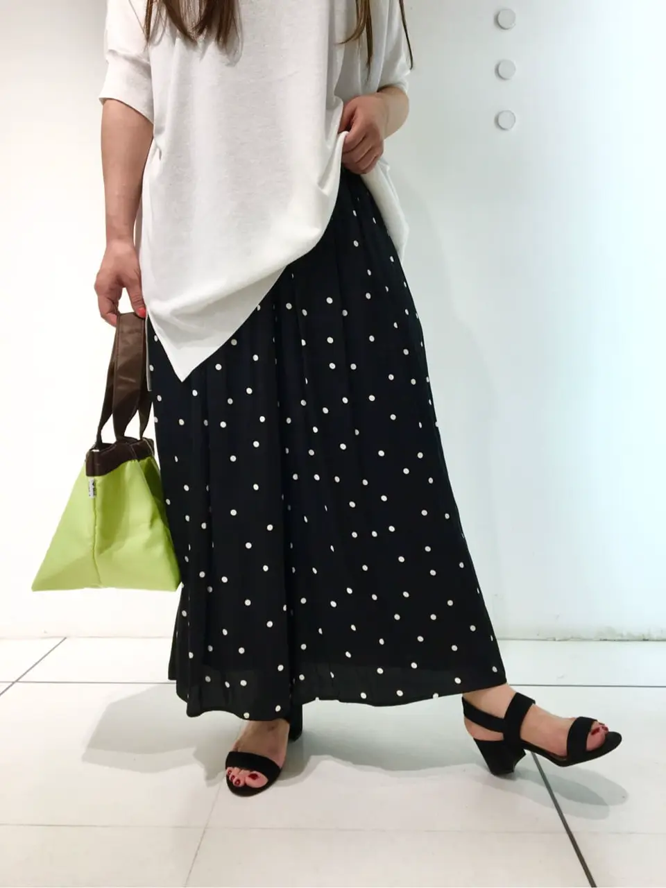 組曲 スタッフ コーディネート画像