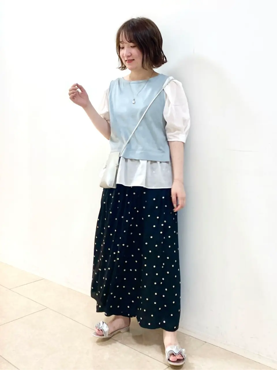 組曲 石井 コーディネート画像