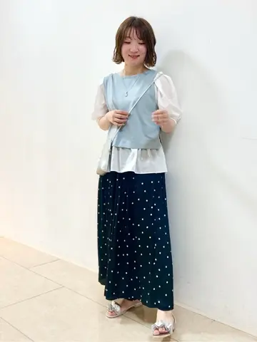 組曲 石井 コーディネート画像