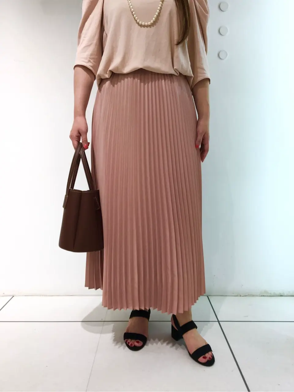 組曲 スタッフ コーディネート画像