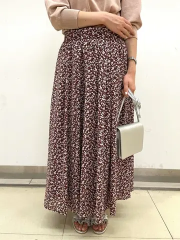 組曲 平賀 コーディネート画像