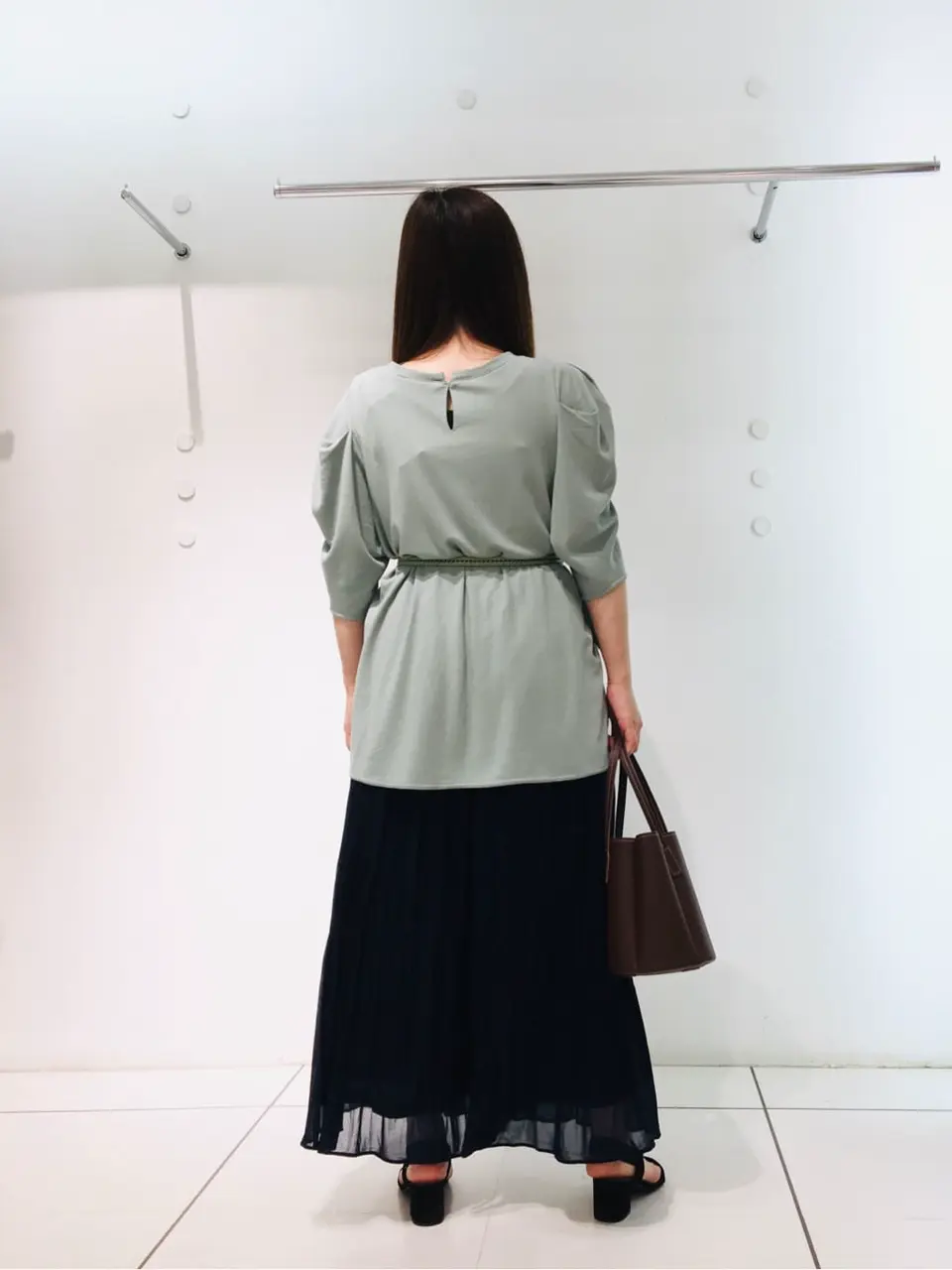 組曲 スタッフ コーディネート画像