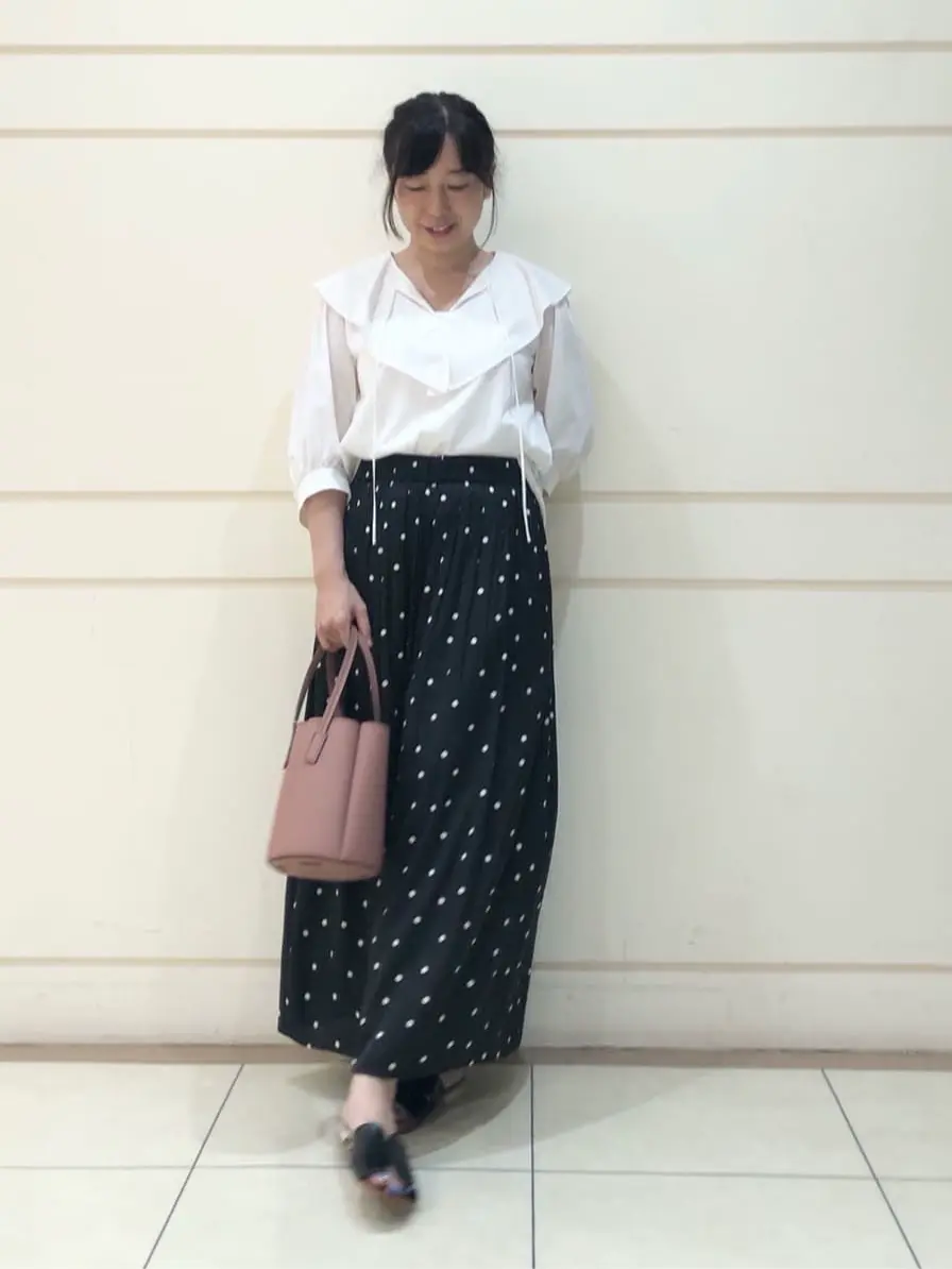 組曲 SAKAI コーディネート画像