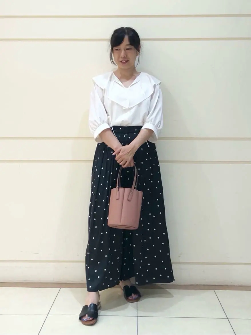 組曲 SAKAI コーディネート画像