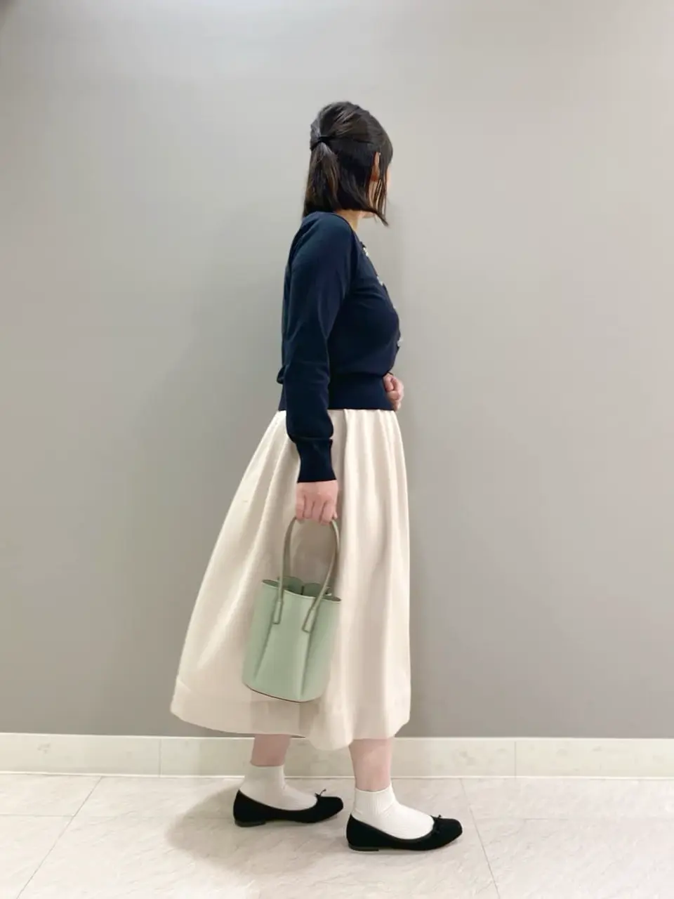 組曲 鈴木 コーディネート画像