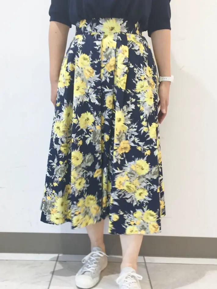 組曲 スタッフ コーディネート画像