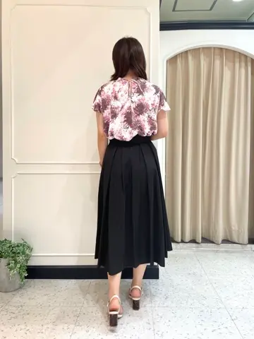 組曲 スタッフ コーディネート画像