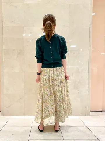 組曲 井上 コーディネート画像