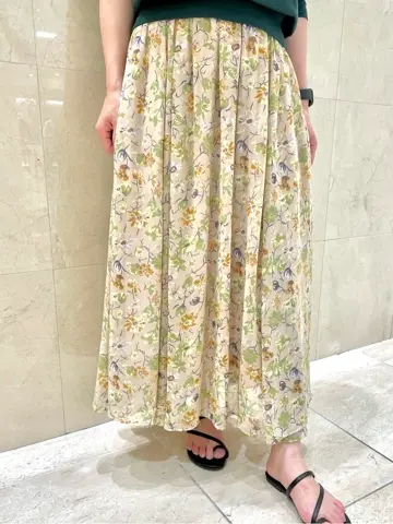 組曲 井上 コーディネート画像