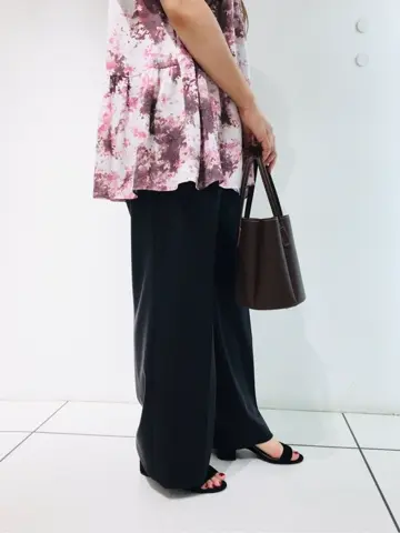 組曲 スタッフ コーディネート画像