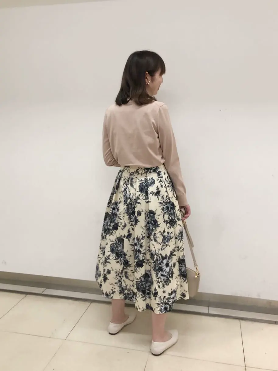 組曲 スタッフ コーディネート画像