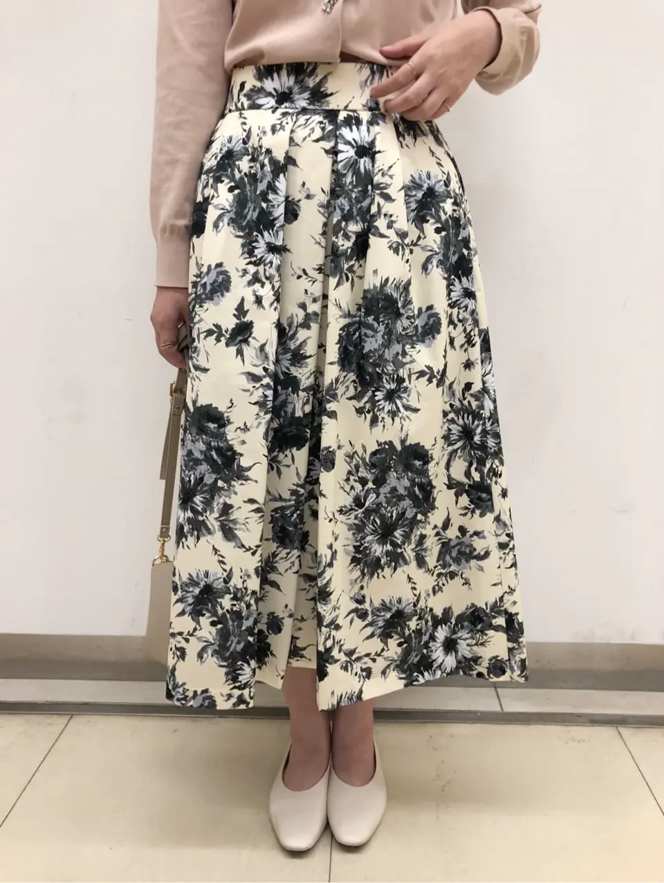 組曲 スタッフ コーディネート画像