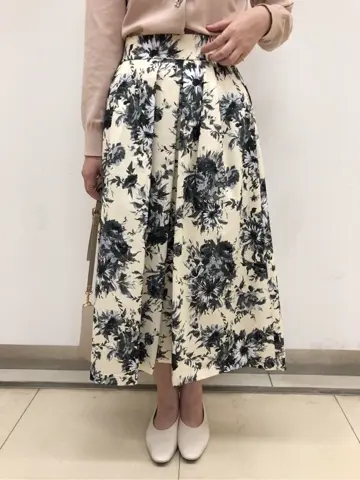 組曲 スタッフ コーディネート画像