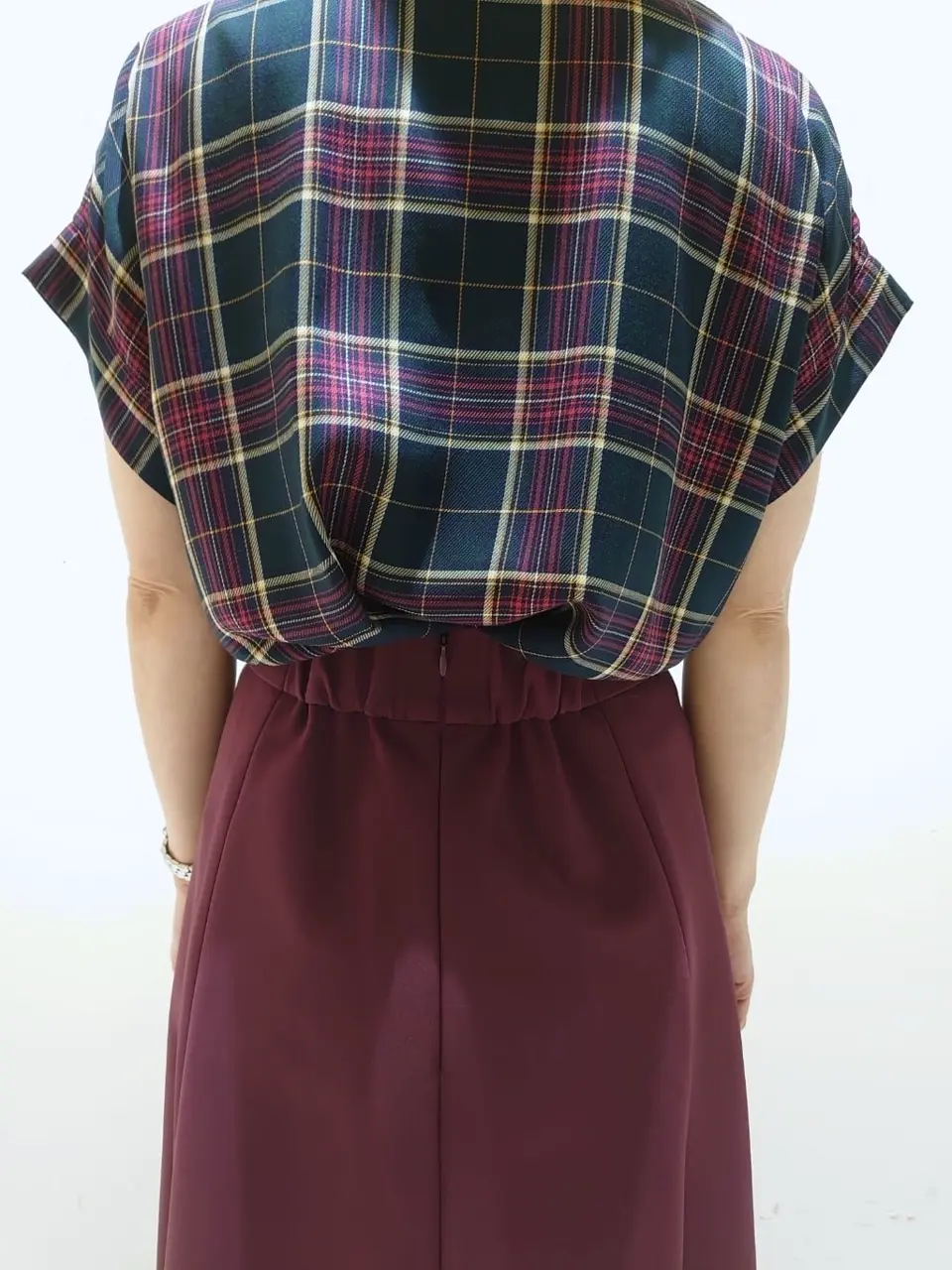 組曲 井上 コーディネート画像