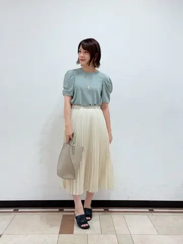 組曲 宮本 コーディネート画像