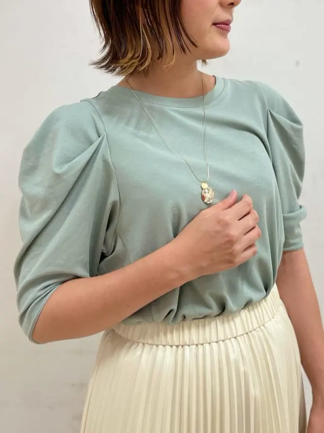 組曲 宮本 コーディネート画像