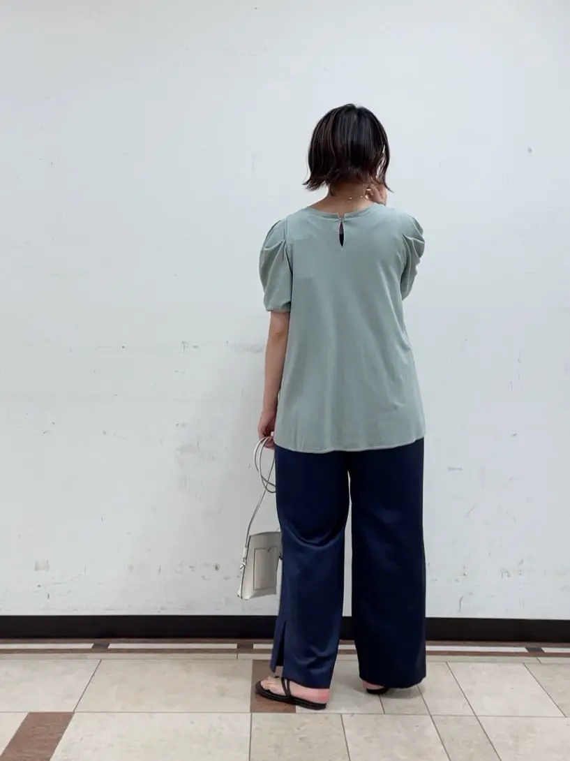 組曲 宮本 コーディネート画像