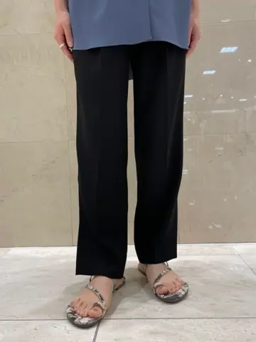 組曲 井上 コーディネート画像