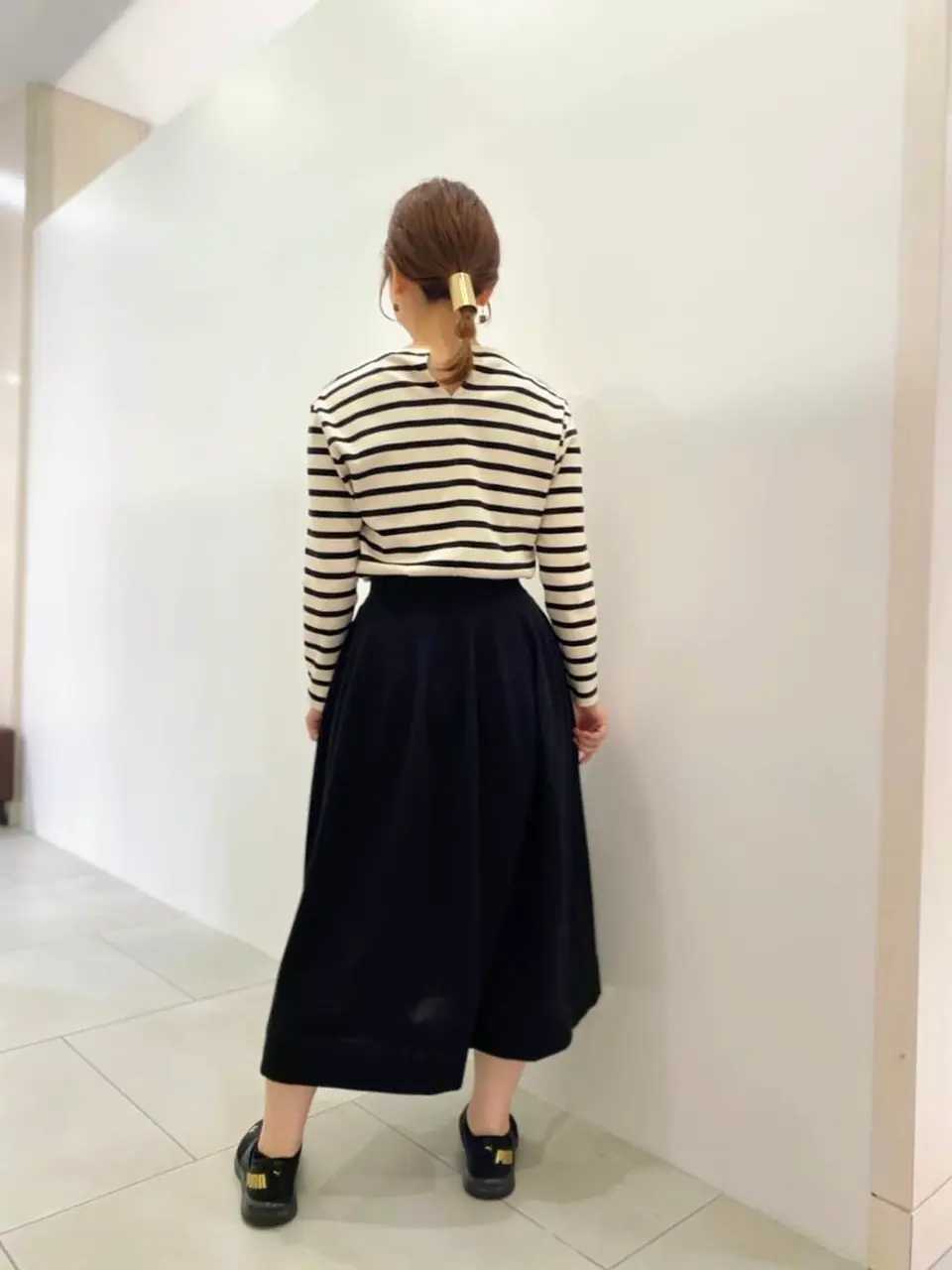 組曲 小林 コーディネート画像