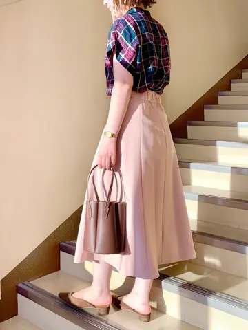 組曲 石井 コーディネート画像