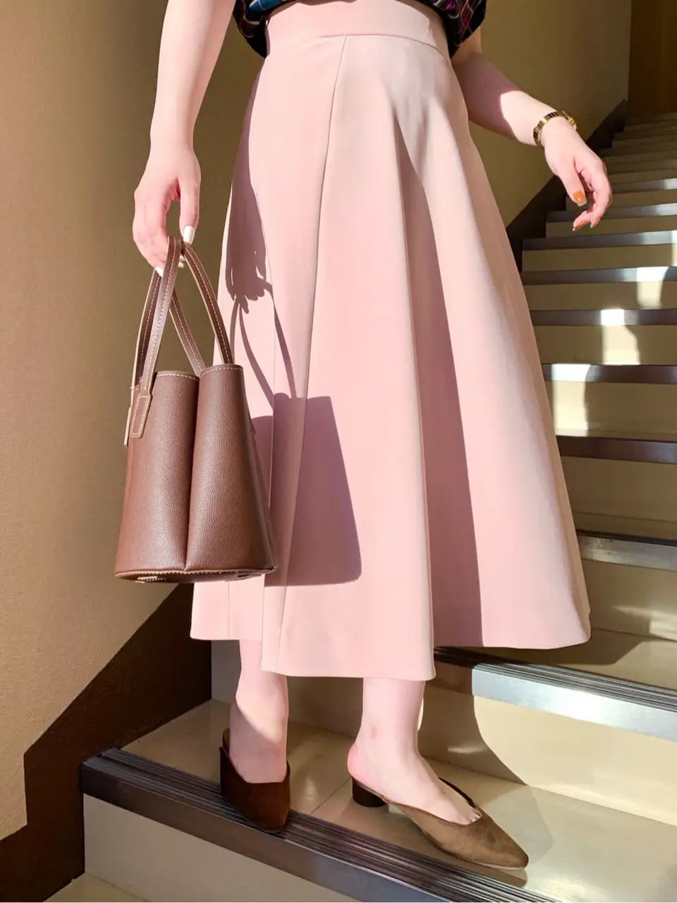 組曲 石井 コーディネート画像