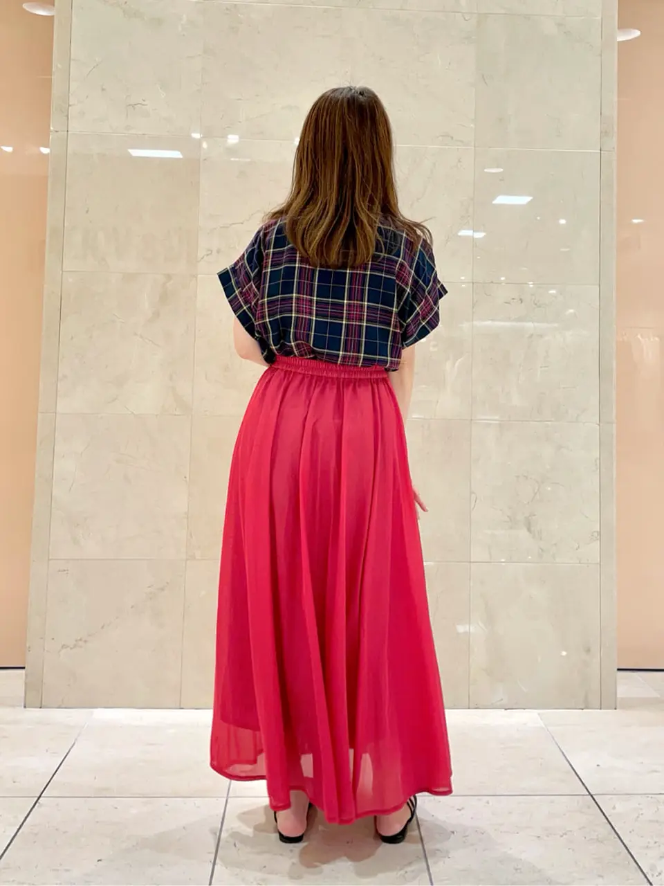 組曲 井上 コーディネート画像