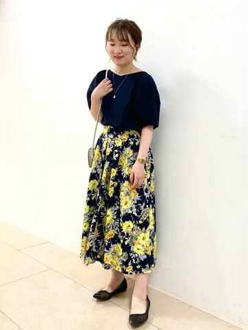 組曲 石井 コーディネート画像