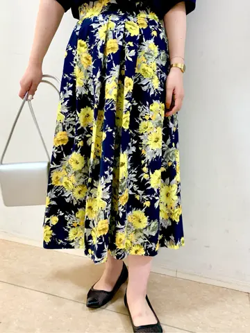 組曲 石井 コーディネート画像