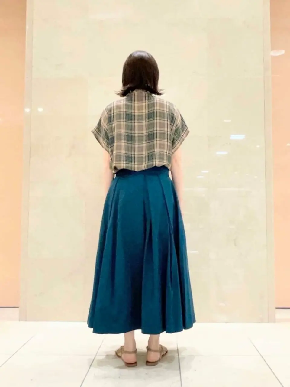 組曲 井上 コーディネート画像