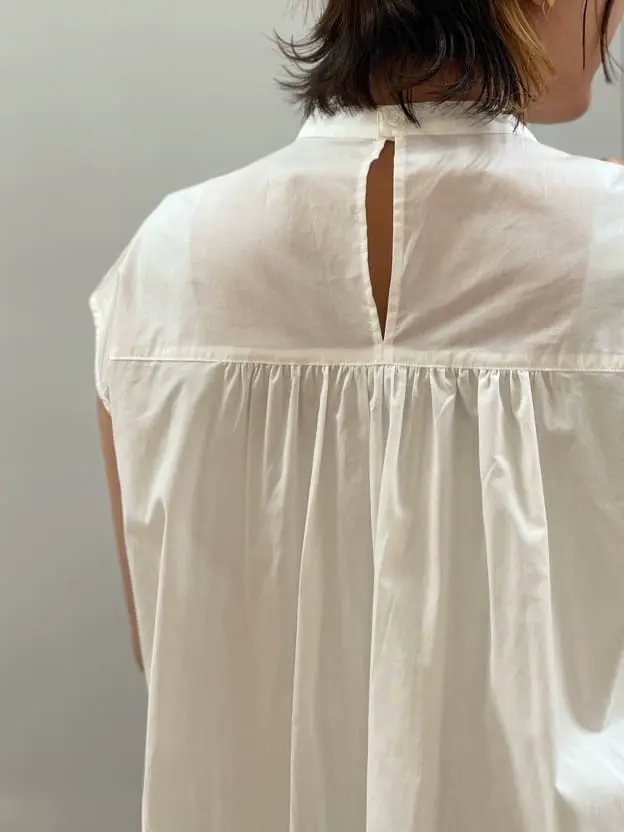 組曲 宮本 コーディネート画像