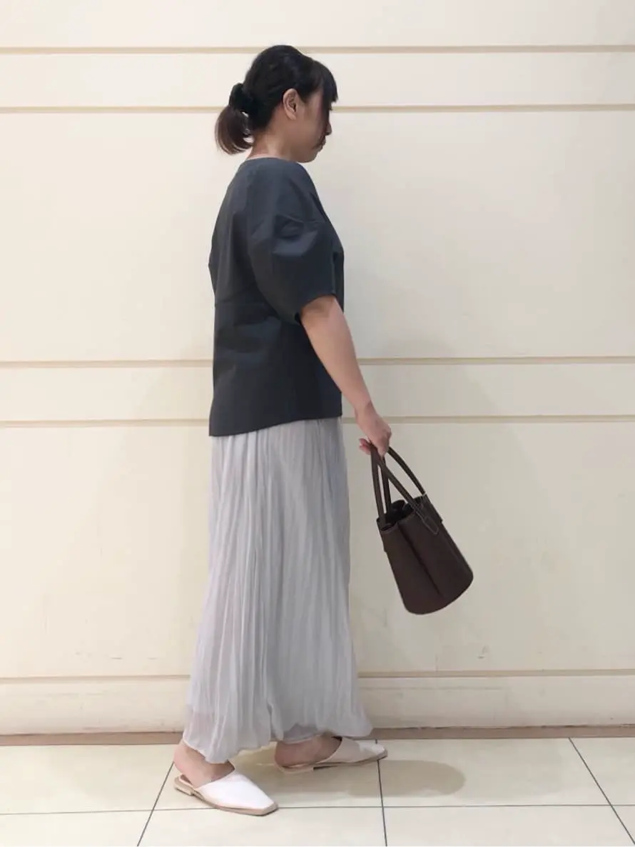 組曲 SAKAI コーディネート画像