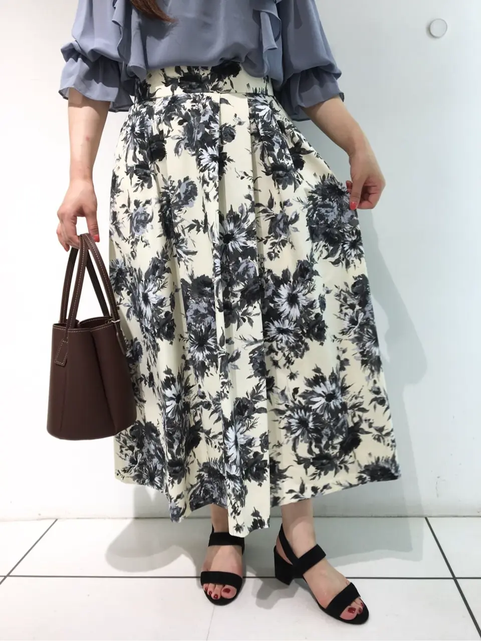 組曲 スタッフ コーディネート画像