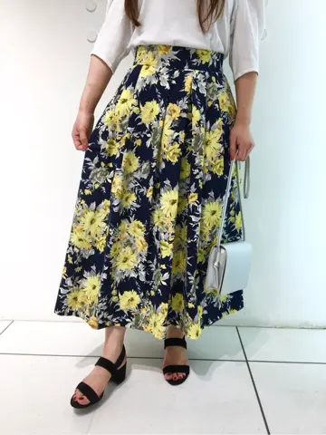 組曲 スタッフ コーディネート画像