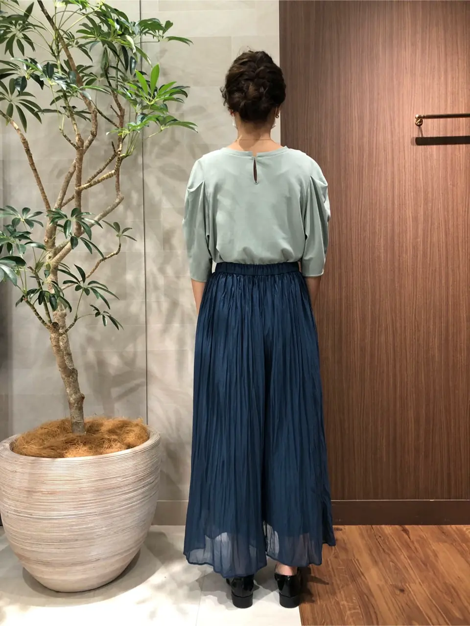 組曲 スタッフ コーディネート画像