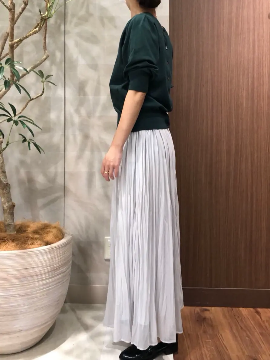 組曲 スタッフ コーディネート画像