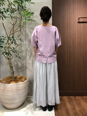 組曲 スタッフ コーディネート画像