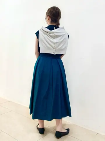 組曲 石井 コーディネート画像