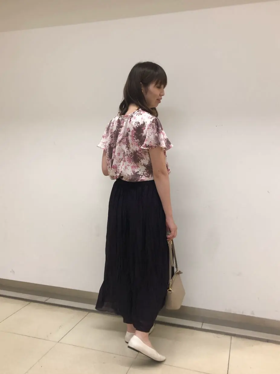 組曲 スタッフ コーディネート画像