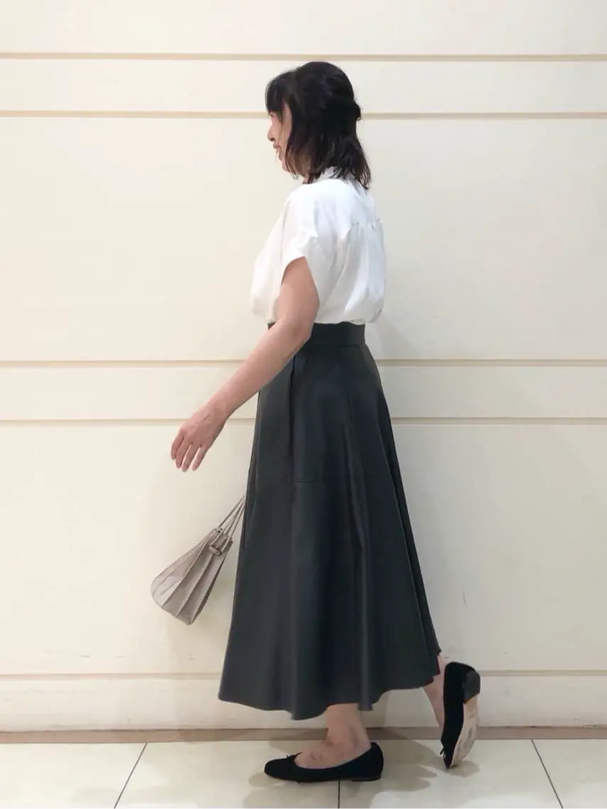 組曲 SAKAI コーディネート画像