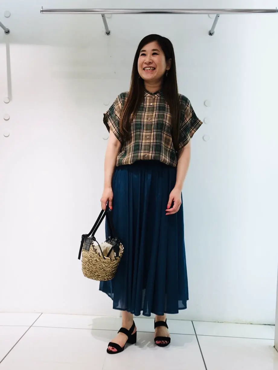 組曲 スタッフ コーディネート画像