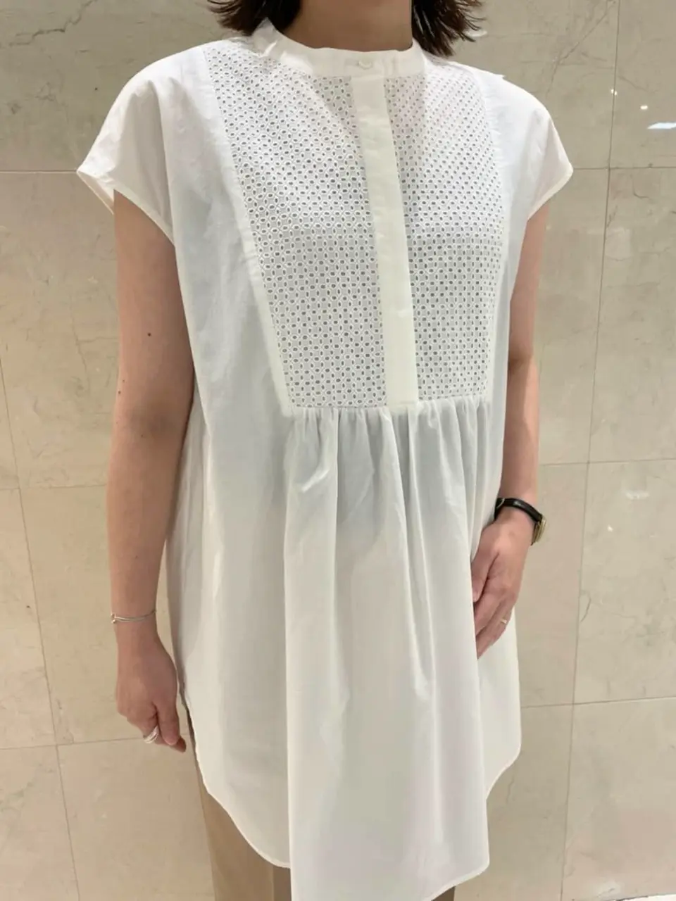 組曲 井上 コーディネート画像