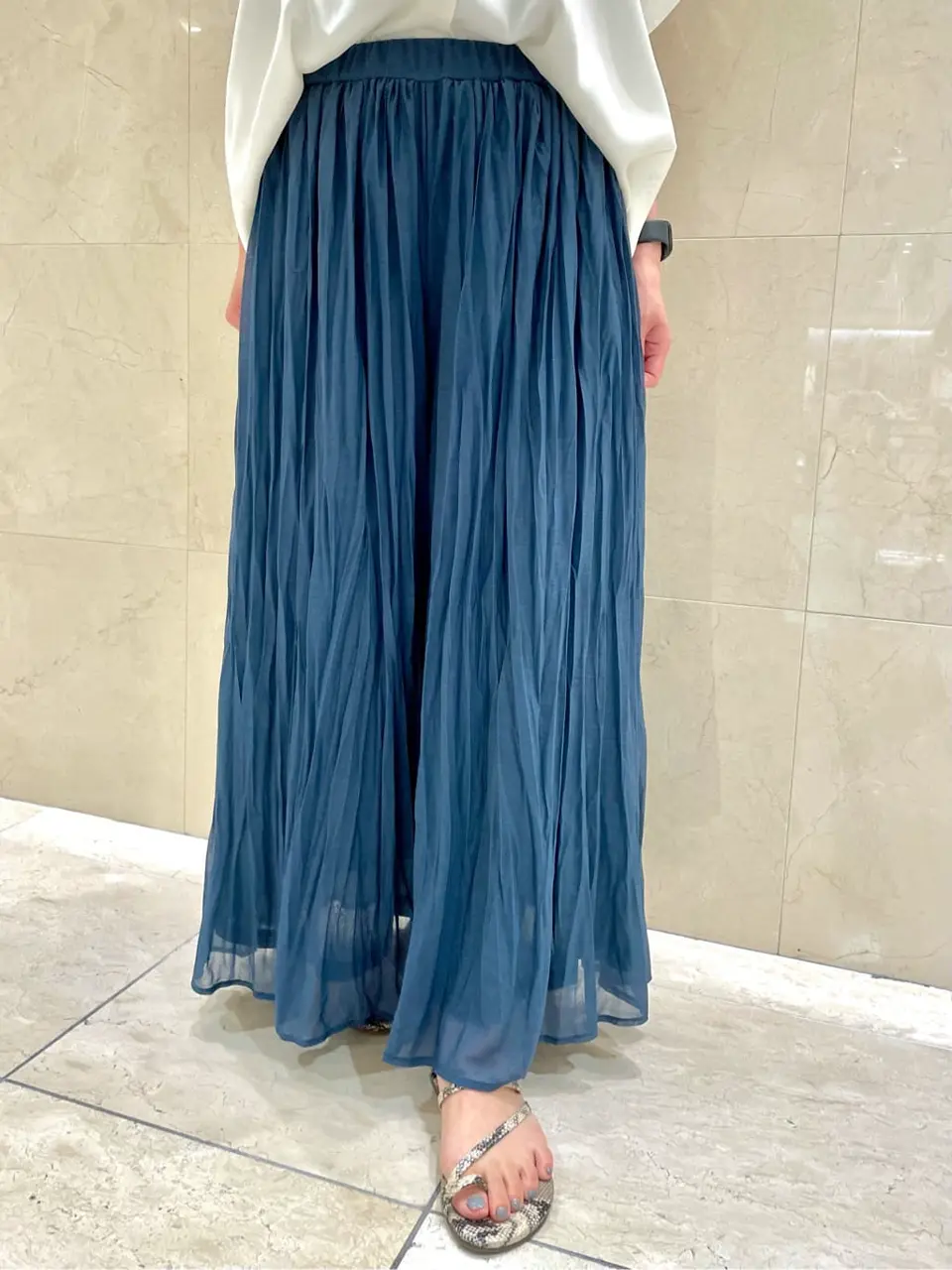 組曲 井上 コーディネート画像